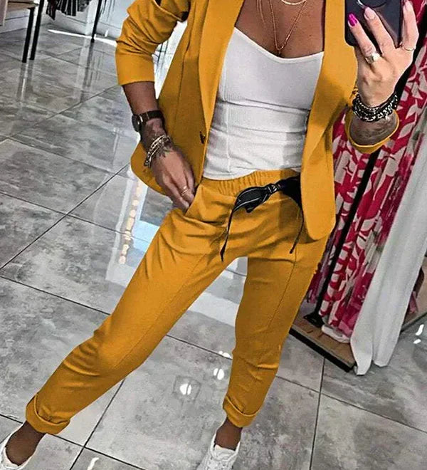 Adriana - Elegantní souprava