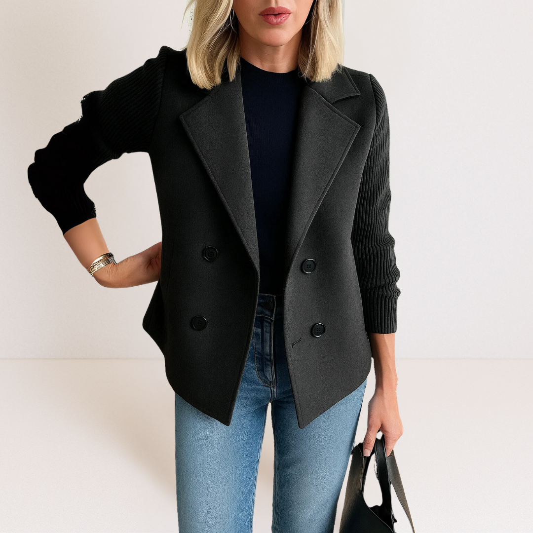 Marta - Elegantní Kabát s Pletenými Rukávy