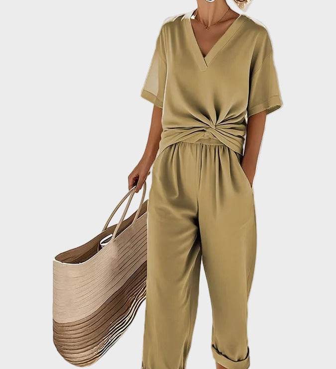 Ava - Elegantní Dvoudílná Souprava