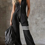 Amélia - Retro sportovní souprava s kapucí a pruhy