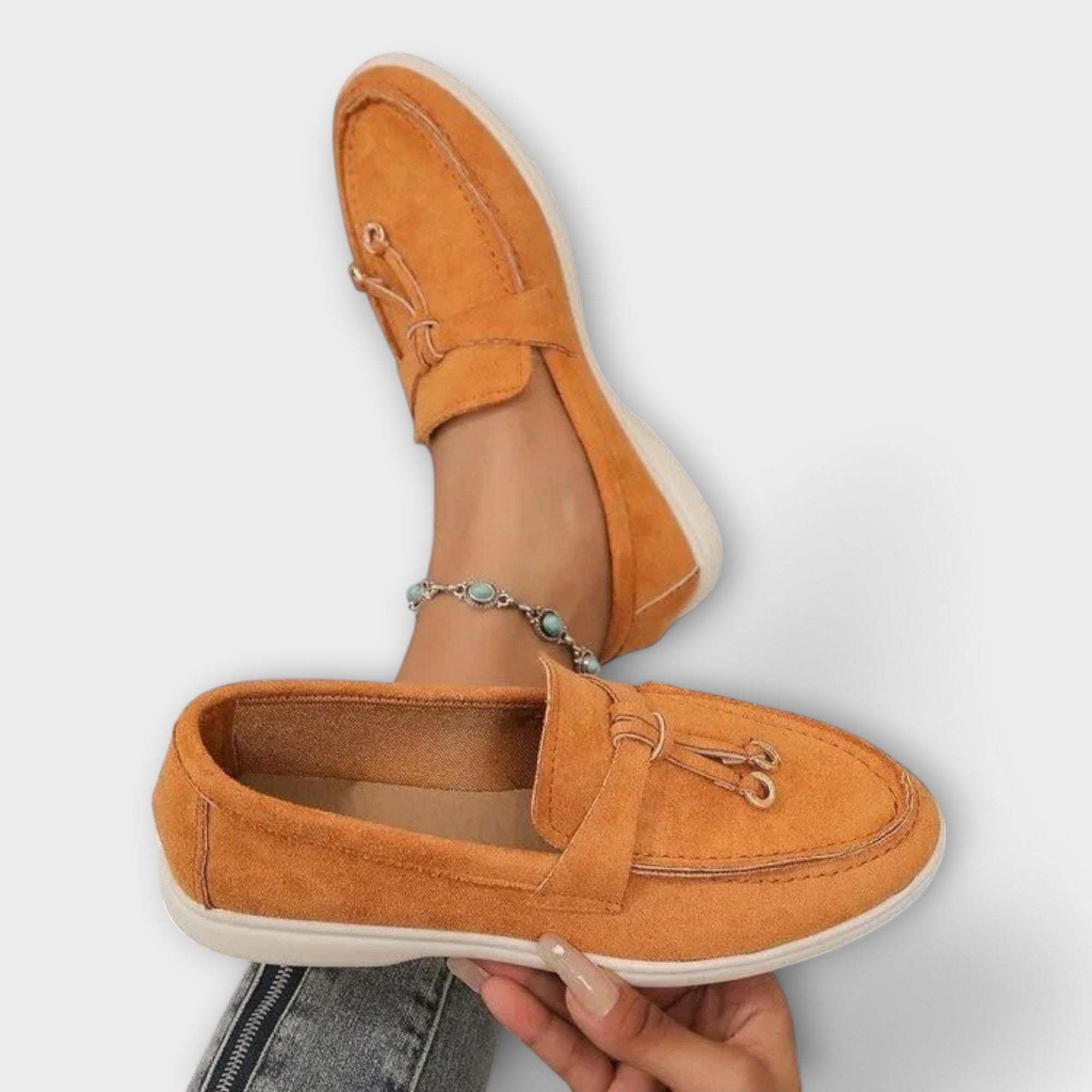 Beige dámské mokasíny s dekorativní šňůrkou