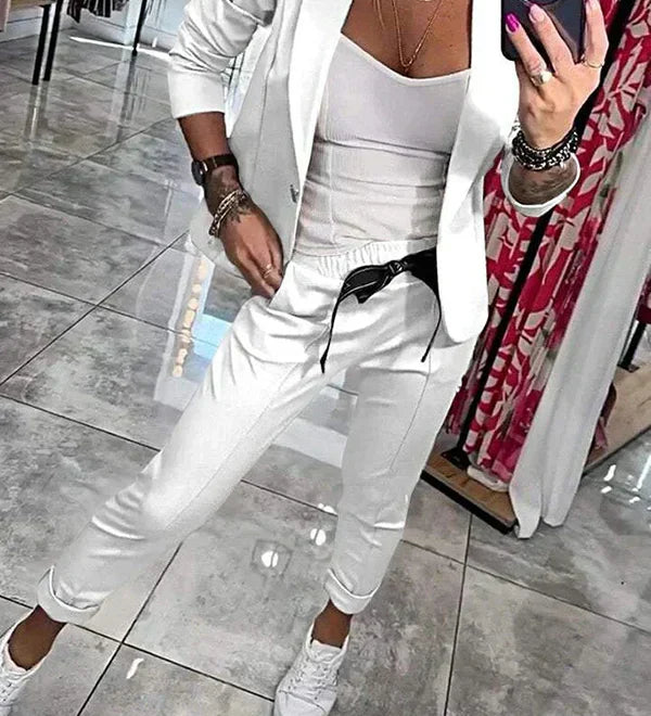 Adriana - Elegantní souprava